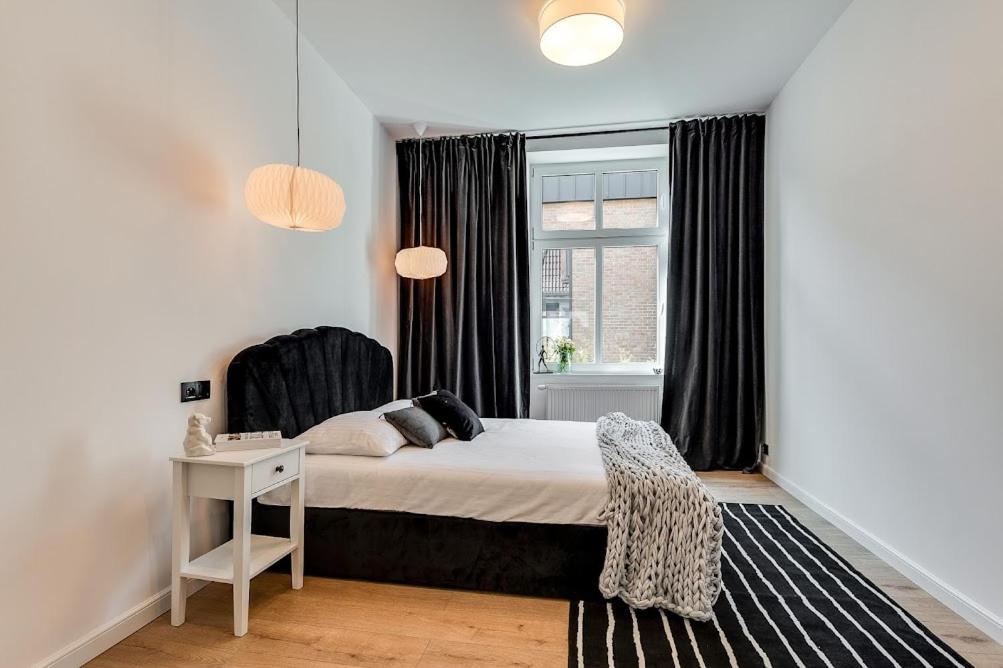 Jan III Sobieski - Luksusowy Apartament L Z Darmowym Prywatnym Parkingiem Gliwice Esterno foto